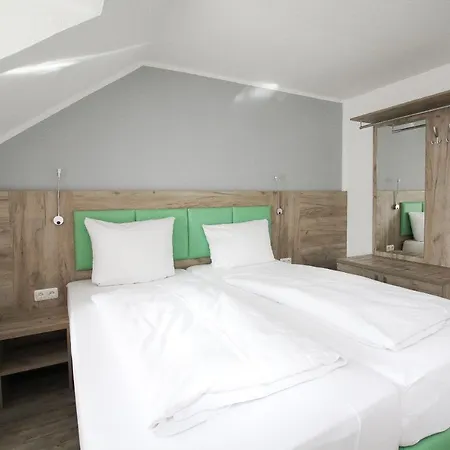 Koeberl Hotel 3*