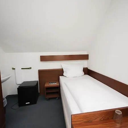 Koeberl 3* Munich