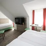 Koeberl 3*