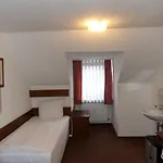 Koeberl Hotell